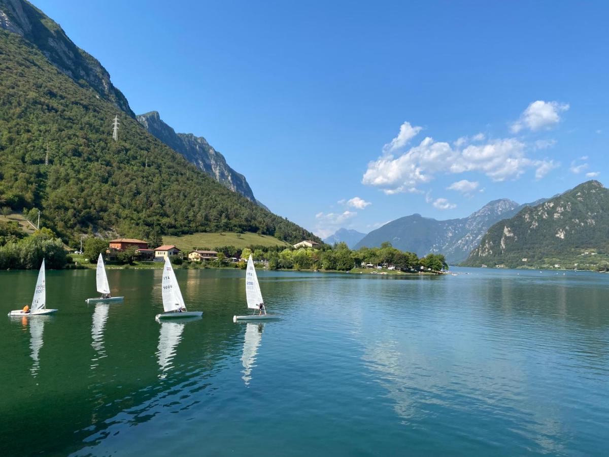 Casa Carla, Bis 4 Personen, Garten, Balkon Mit Blick Auf Den See Und Die Berge クロネ エクステリア 写真