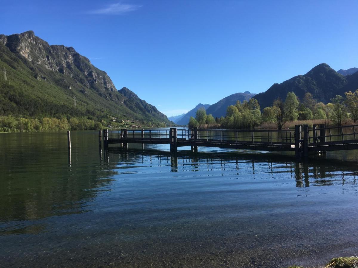 Casa Carla, Bis 4 Personen, Garten, Balkon Mit Blick Auf Den See Und Die Berge クロネ エクステリア 写真