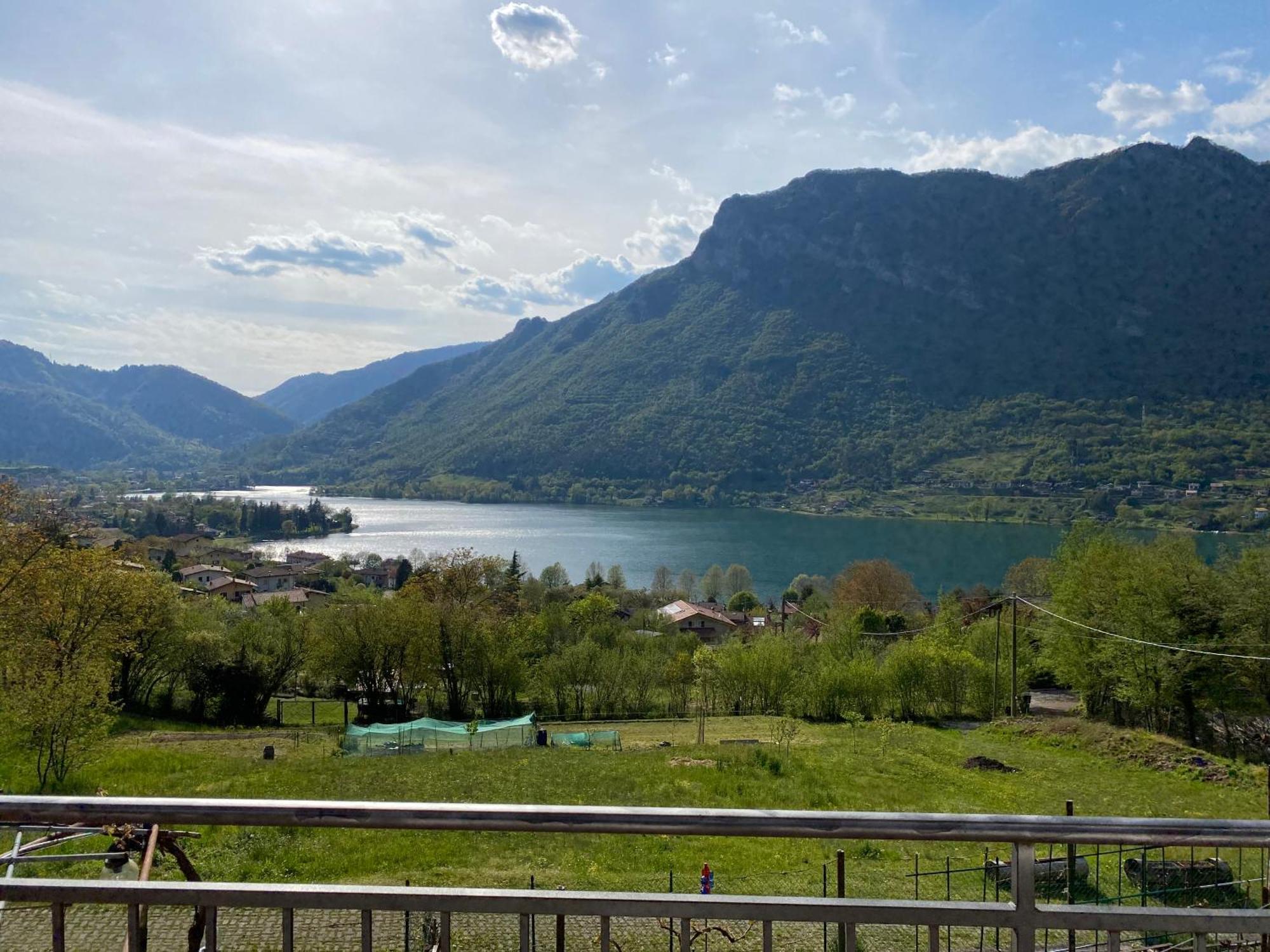 Casa Carla, Bis 4 Personen, Garten, Balkon Mit Blick Auf Den See Und Die Berge クロネ エクステリア 写真